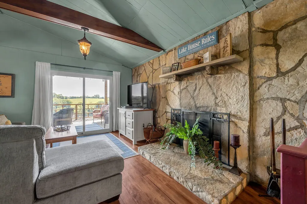 1516 Paradise Camp Road Harrodsburg KY 40330