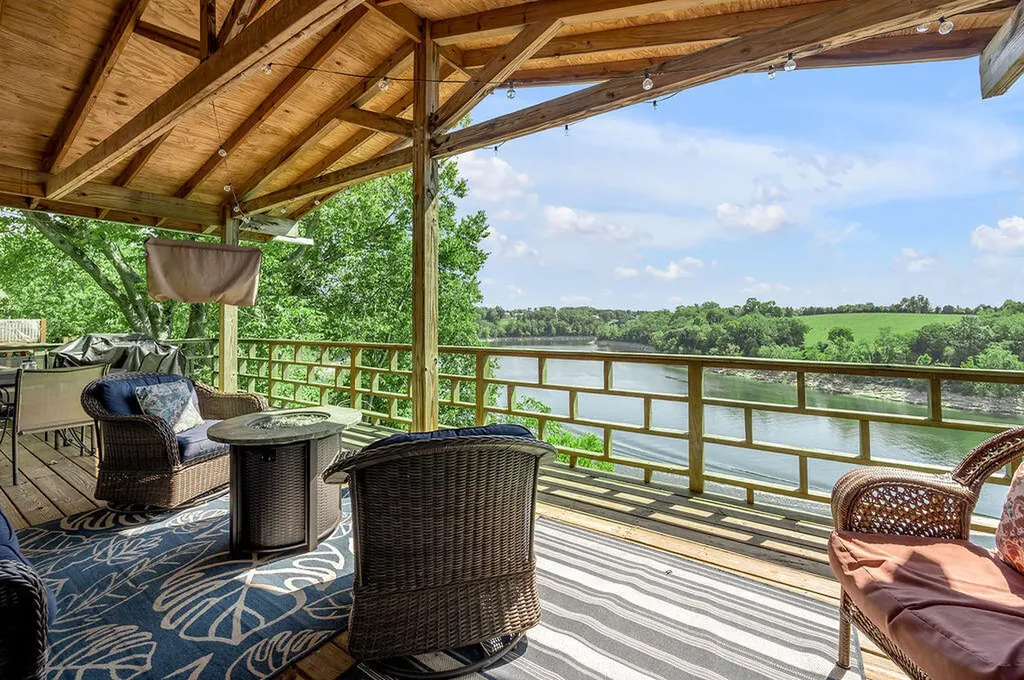 1516 Paradise Camp Road Harrodsburg KY 40330