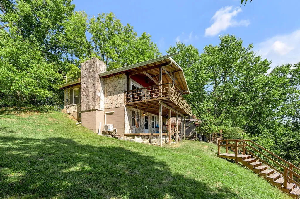 1516 Paradise Camp Road Harrodsburg KY 40330