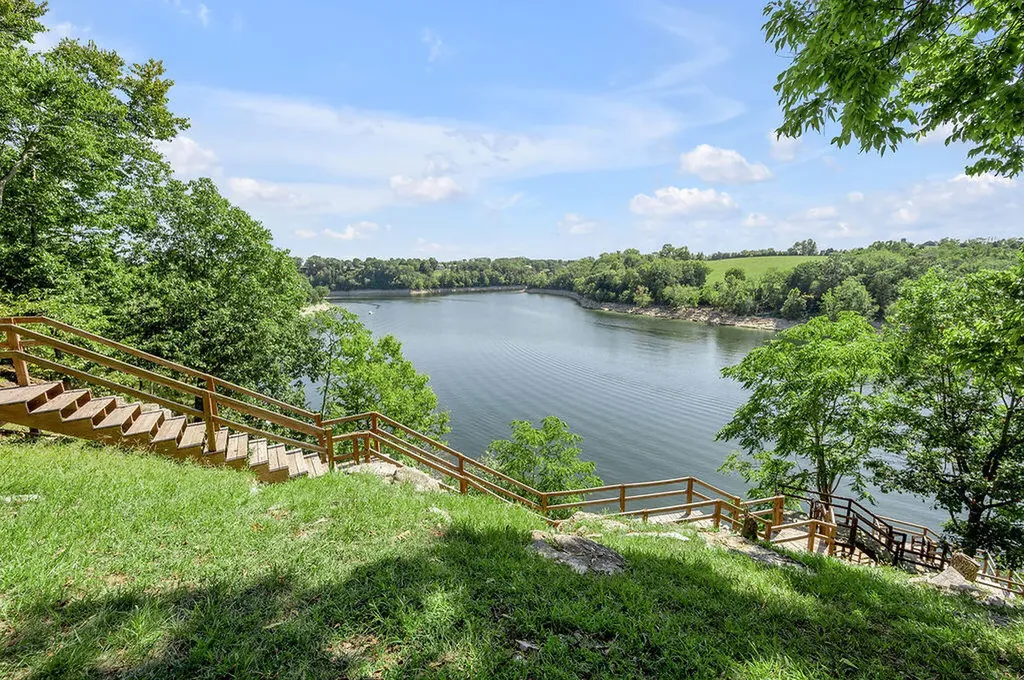 1516 Paradise Camp Road Harrodsburg KY 40330