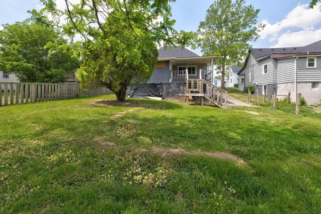 11 Taylor Avenue Winchester KY 40391