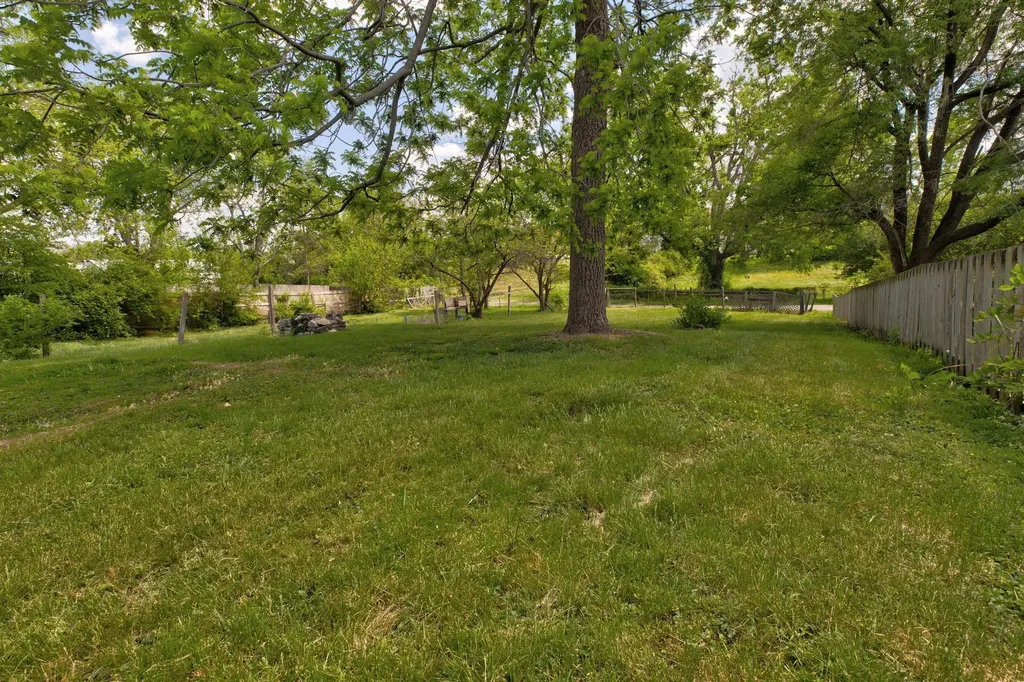 11 Taylor Avenue Winchester KY 40391