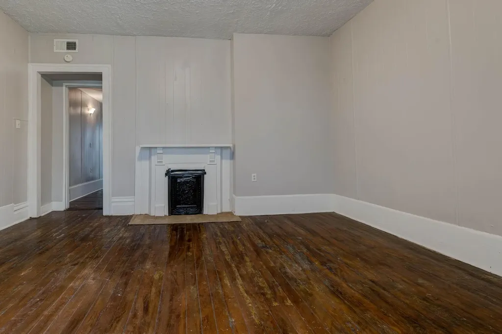 148 W Lexington Avenue Winchester KY 40391