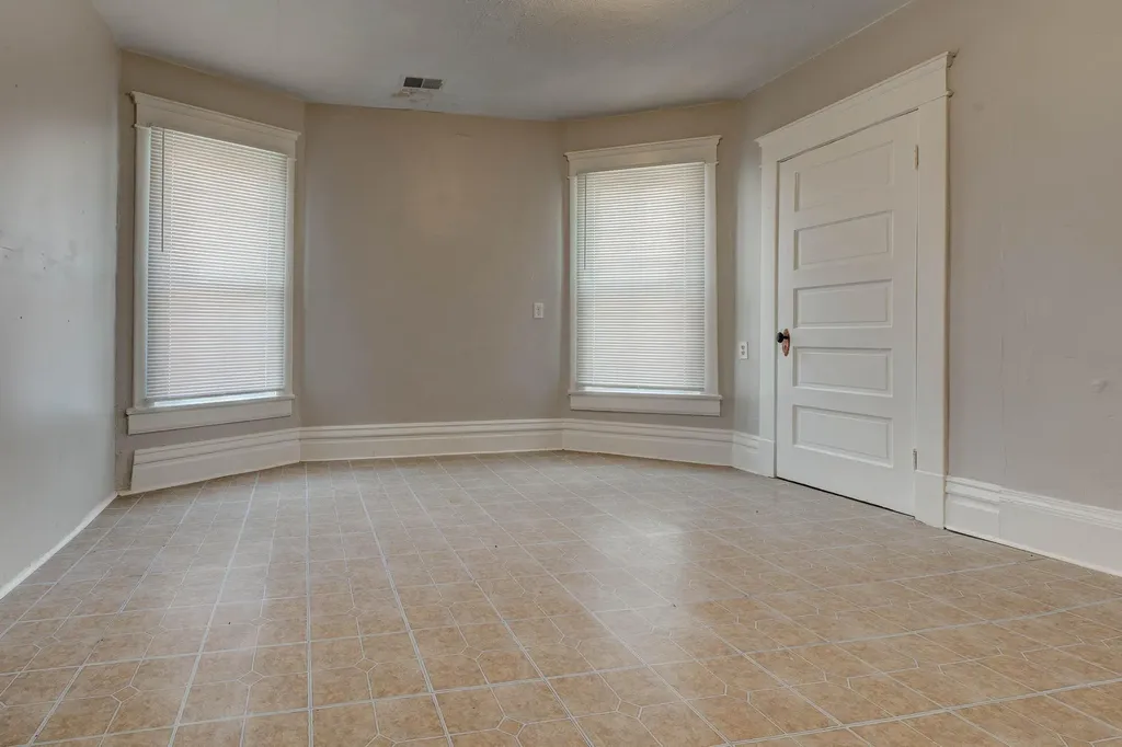148 W Lexington Avenue Winchester KY 40391