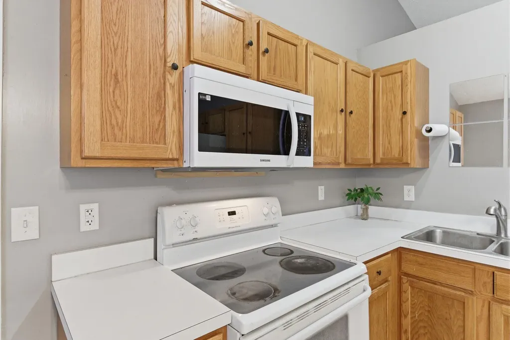 2137 Curtiswood Drive Lexington KY 40505