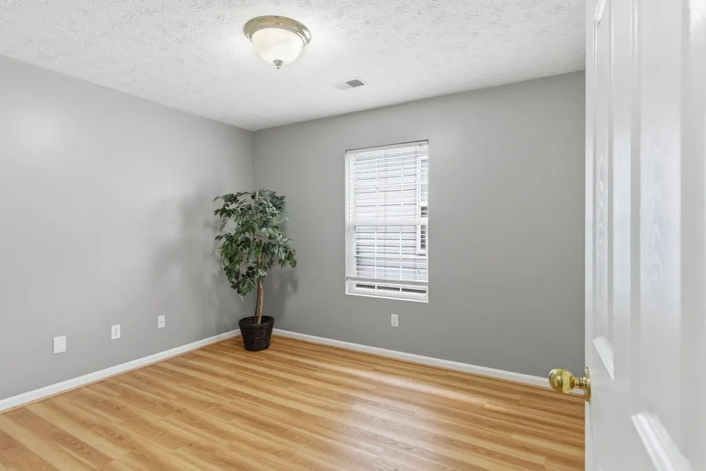 2137 Curtiswood Drive Lexington KY 40505
