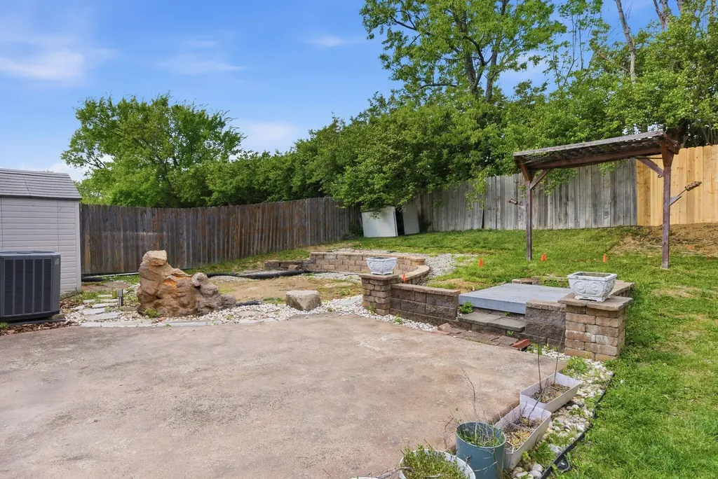 2137 Curtiswood Drive Lexington KY 40505