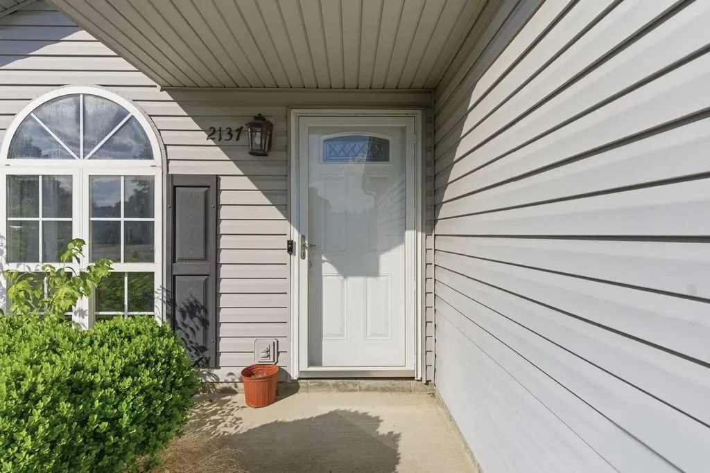 2137 Curtiswood Drive Lexington KY 40505