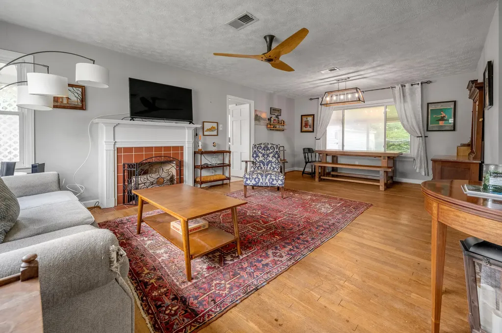 602 Longview Drive Lexington KY 40503
