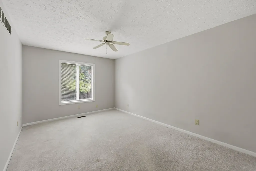 3504 Cheddington Lane Lexington KY 40502