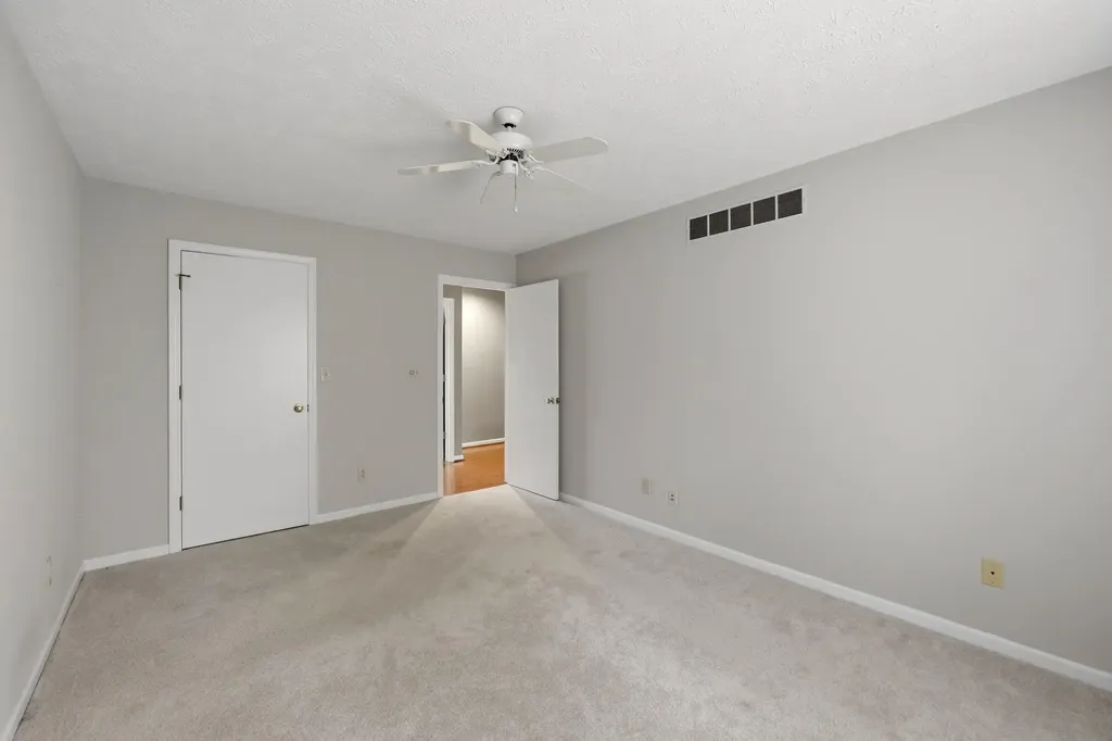 3504 Cheddington Lane Lexington KY 40502