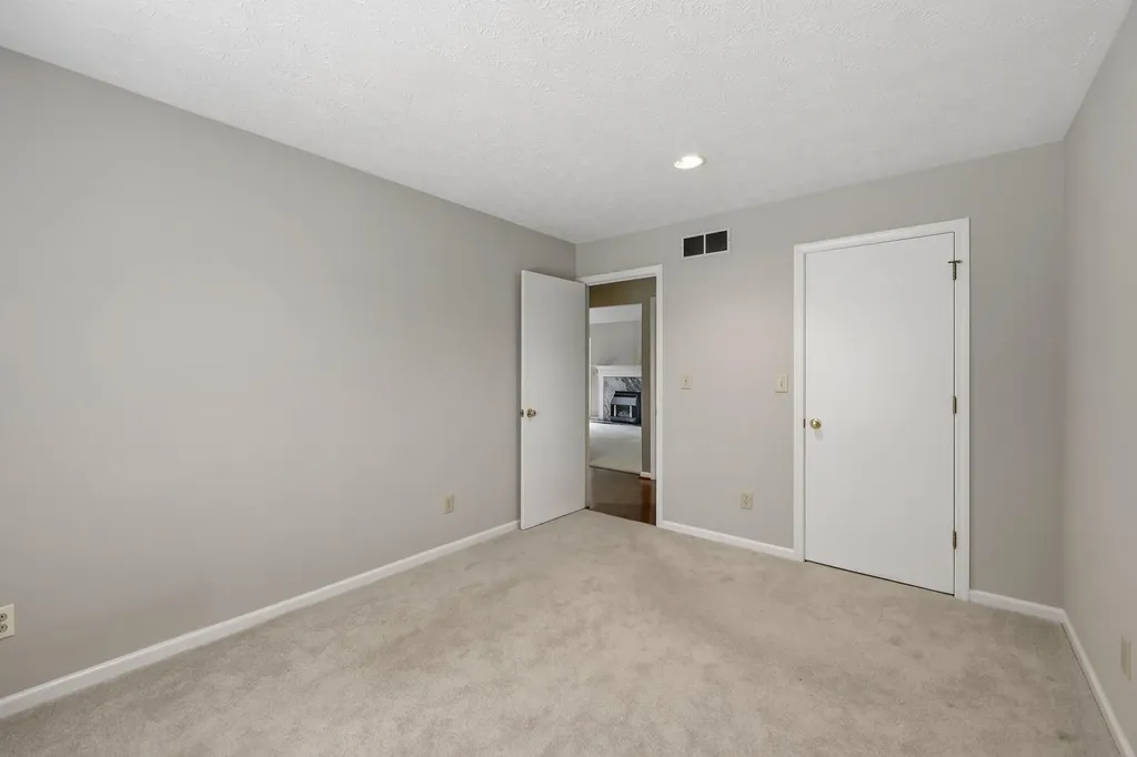 3504 Cheddington Lane Lexington KY 40502