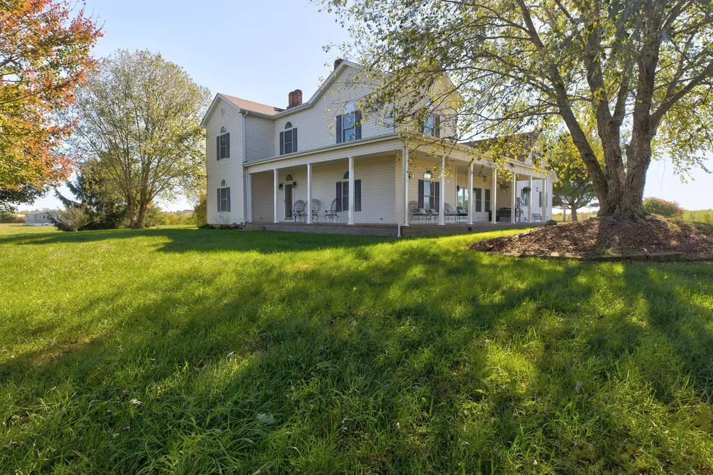 1332 Paris Road Mt Sterling KY 40353