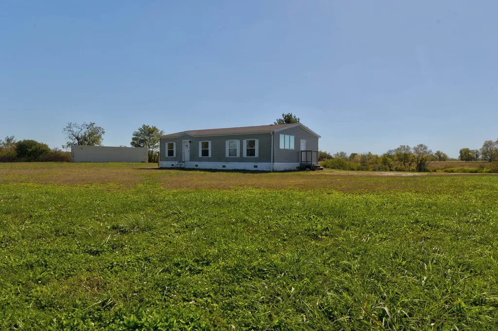 1332 Paris Road Mt Sterling KY 40353