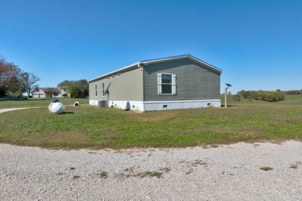 1332 Paris Road Mt Sterling KY 40353