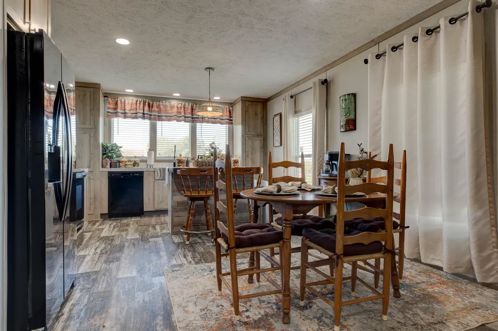 1332 Paris Road Mt Sterling KY 40353