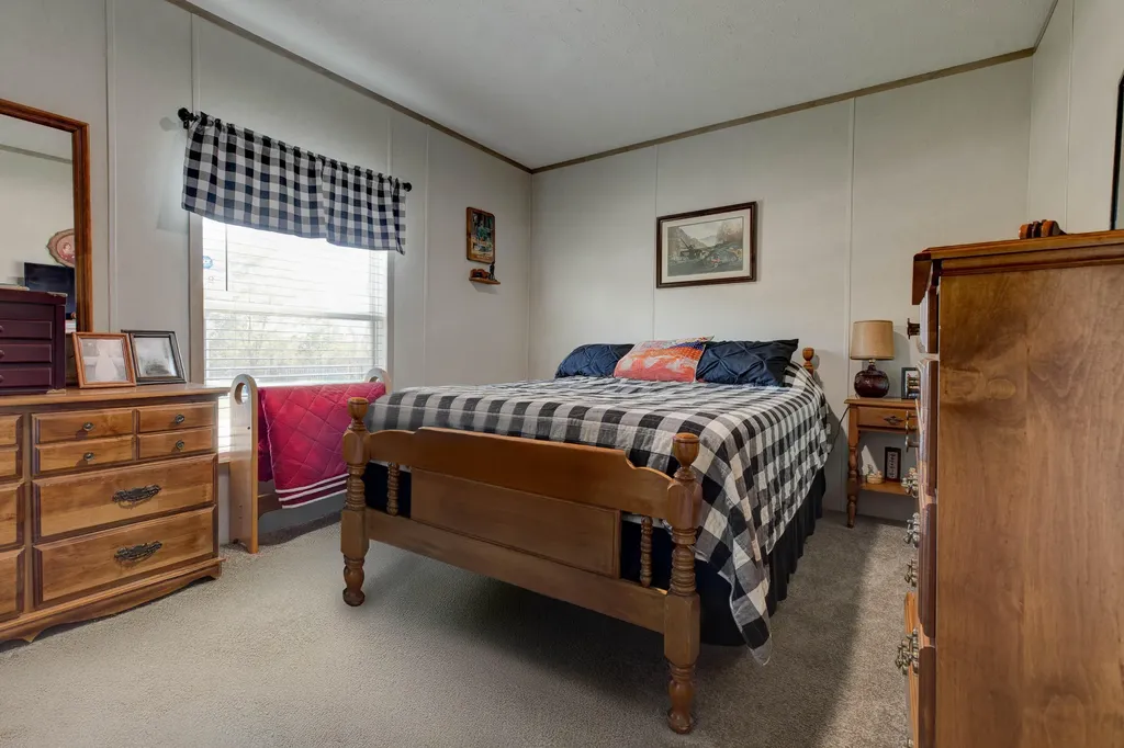 1332 Paris Road Mt Sterling KY 40353