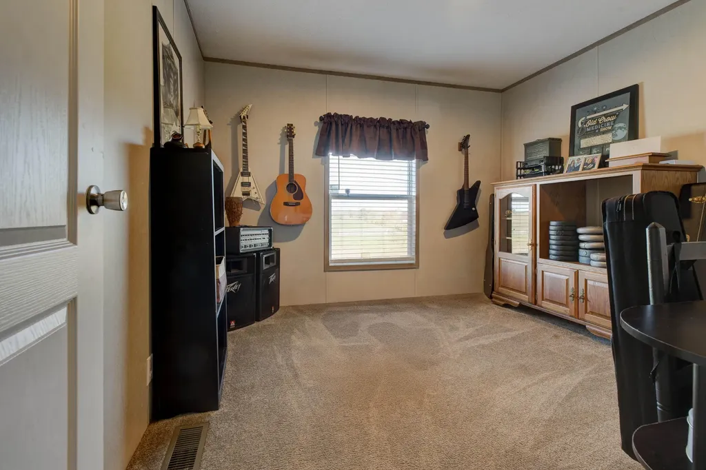 1332 Paris Road Mt Sterling KY 40353