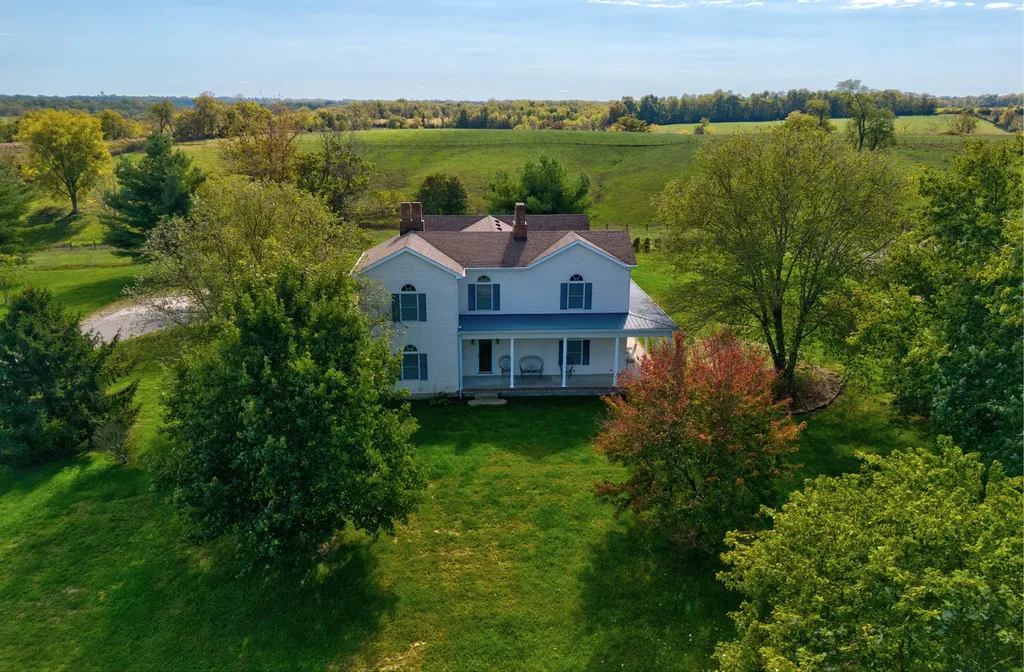 1332 Paris Road Mt Sterling KY 40353