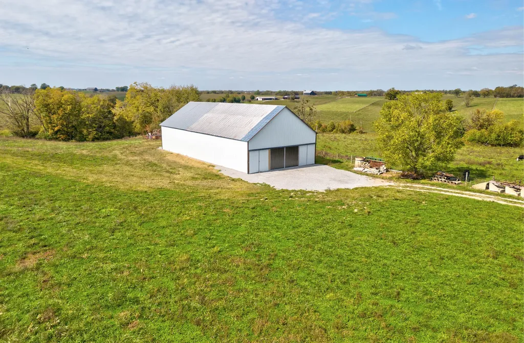 1332 Paris Road Mt Sterling KY 40353