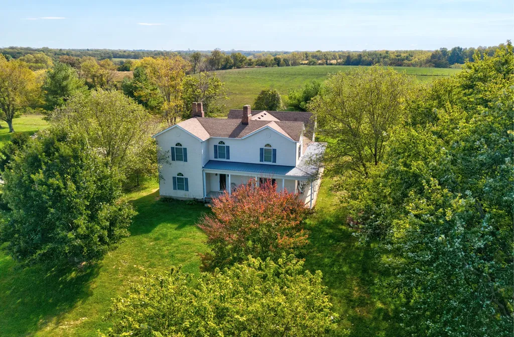 1332 Paris Road Mt Sterling KY 40353