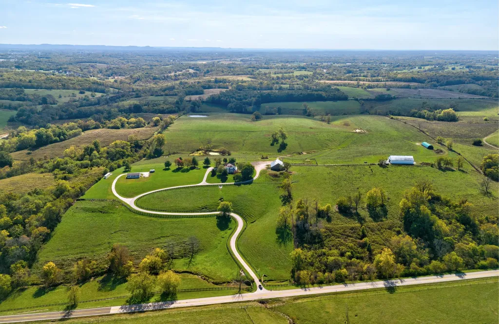 1332 Paris Road Mt Sterling KY 40353