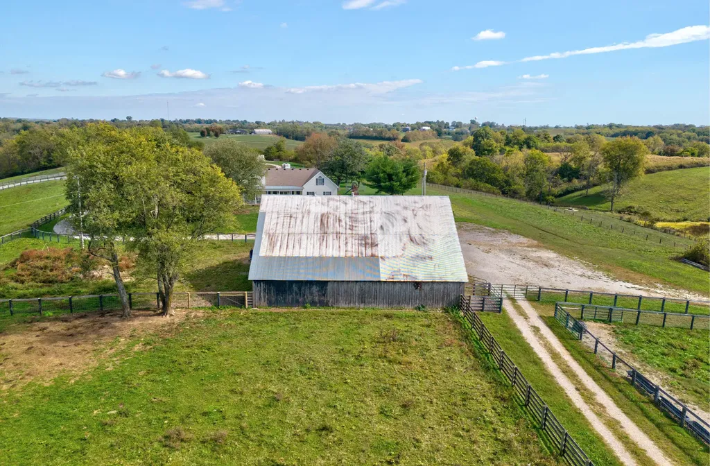 1332 Paris Road Mt Sterling KY 40353