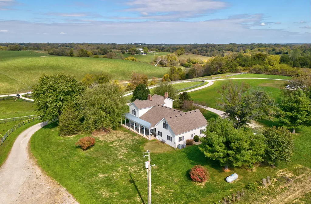 1332 Paris Road Mt Sterling KY 40353