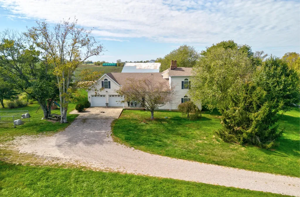 1332 Paris Road Mt Sterling KY 40353