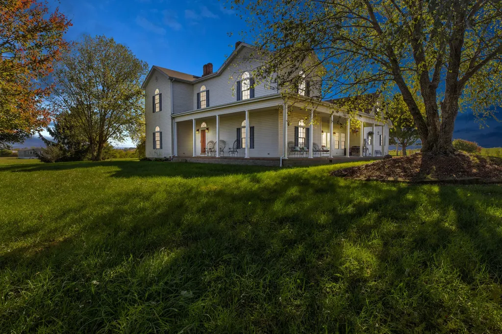 1332 Paris Road Mt Sterling KY 40353