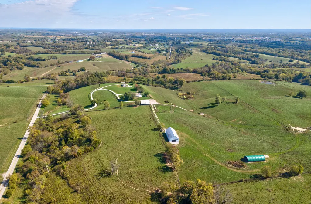 1332 Paris Road Mt Sterling KY 40353