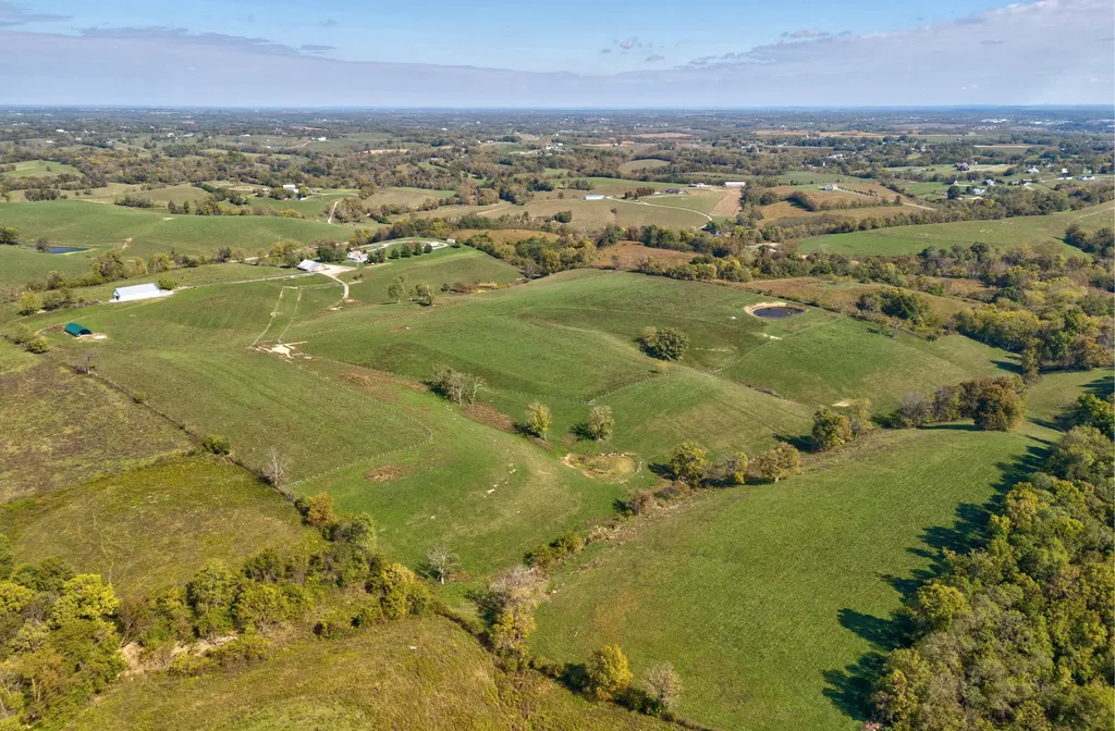 1332 Paris Road Mt Sterling KY 40353