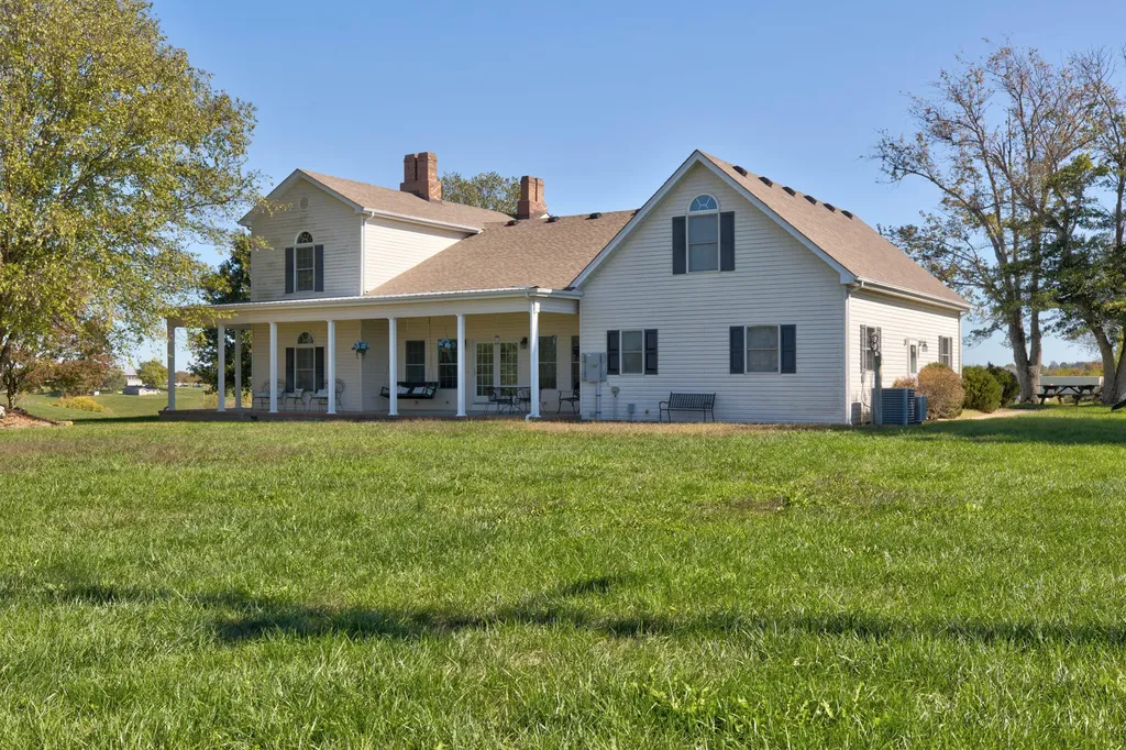 1332 Paris Road Mt Sterling KY 40353