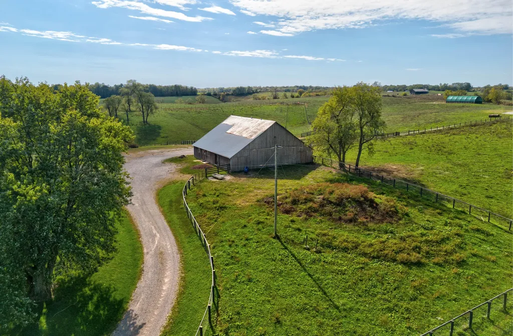 1332 Paris Road Mt Sterling KY 40353