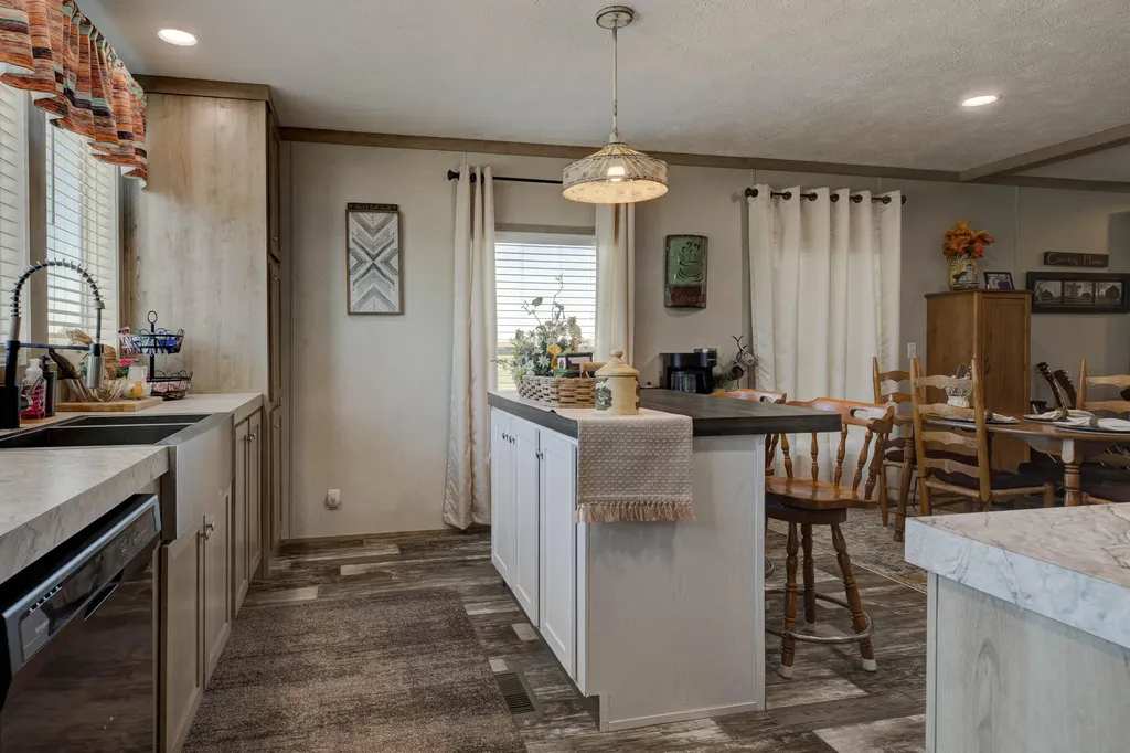 1332 Paris Road Mt Sterling KY 40353