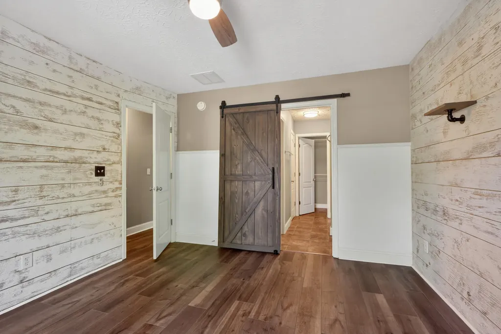 141 Leatherwood Lane Lexington KY 40511