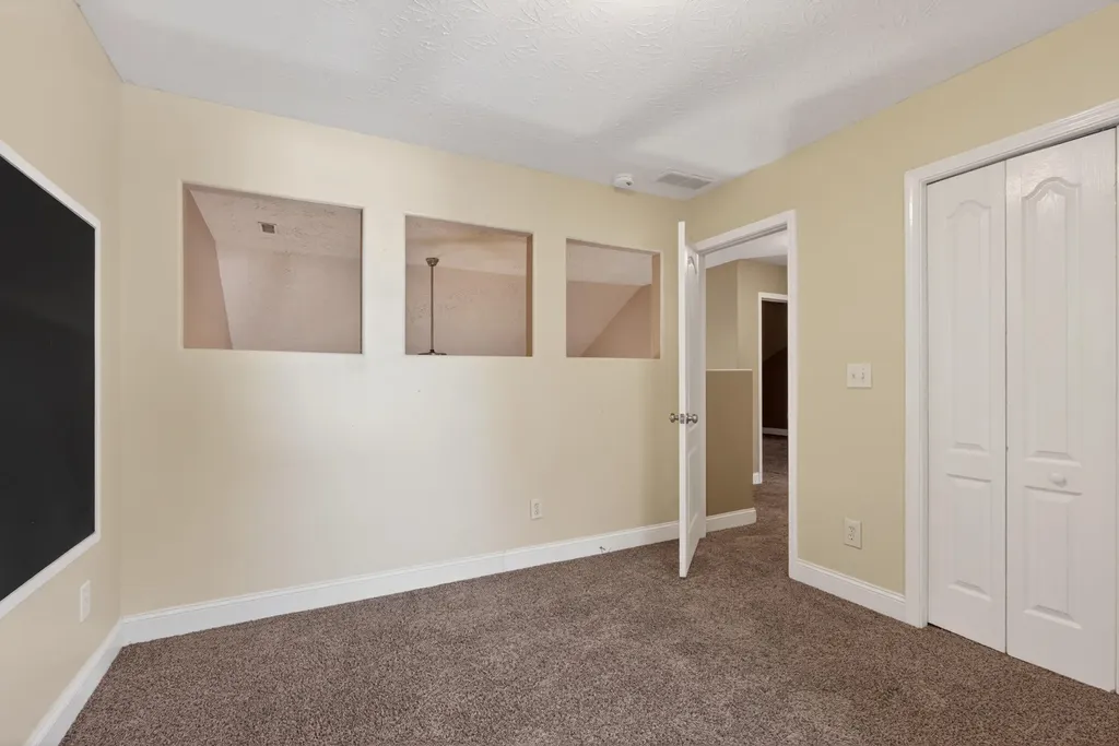 141 Leatherwood Lane Lexington KY 40511