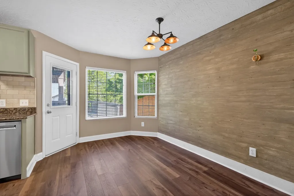 141 Leatherwood Lane Lexington KY 40511