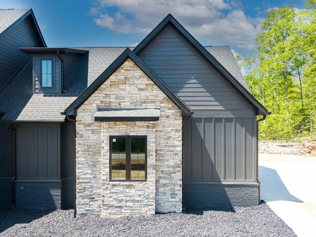 31 Knights Lane Somerset KY 42503