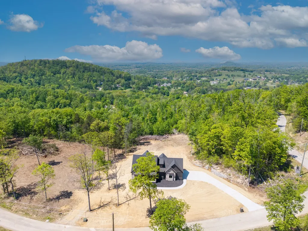31 Knights Lane Somerset KY 42503