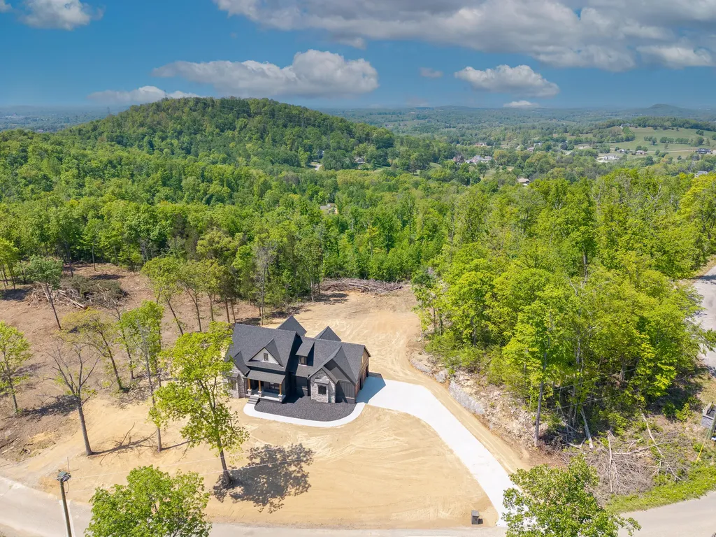 31 Knights Lane Somerset KY 42503