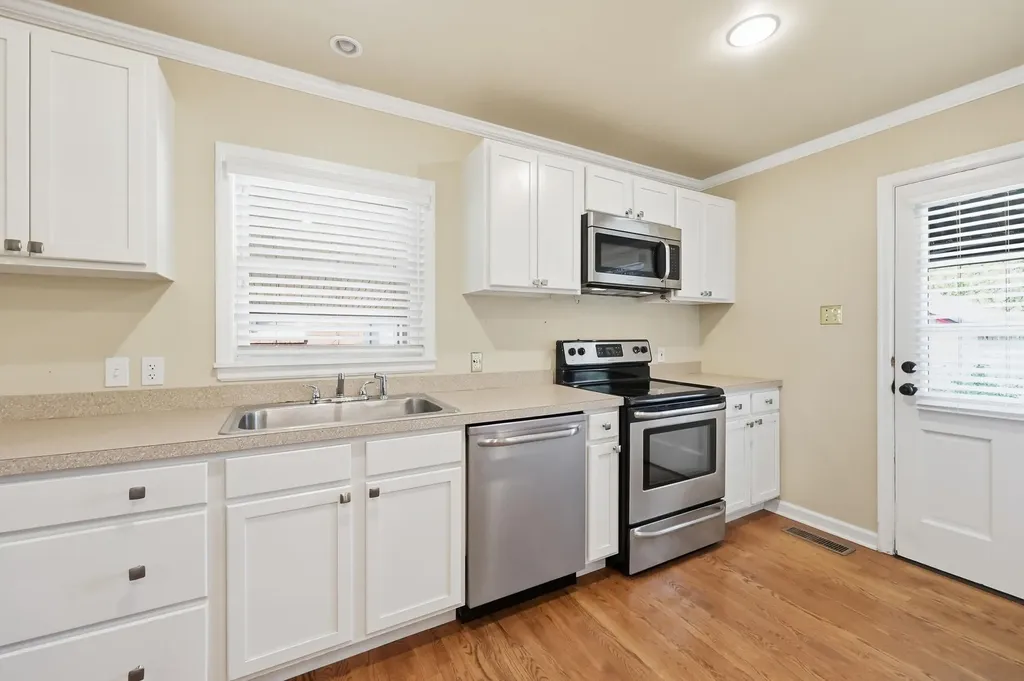 263 Bassett Avenue Lexington KY 40502
