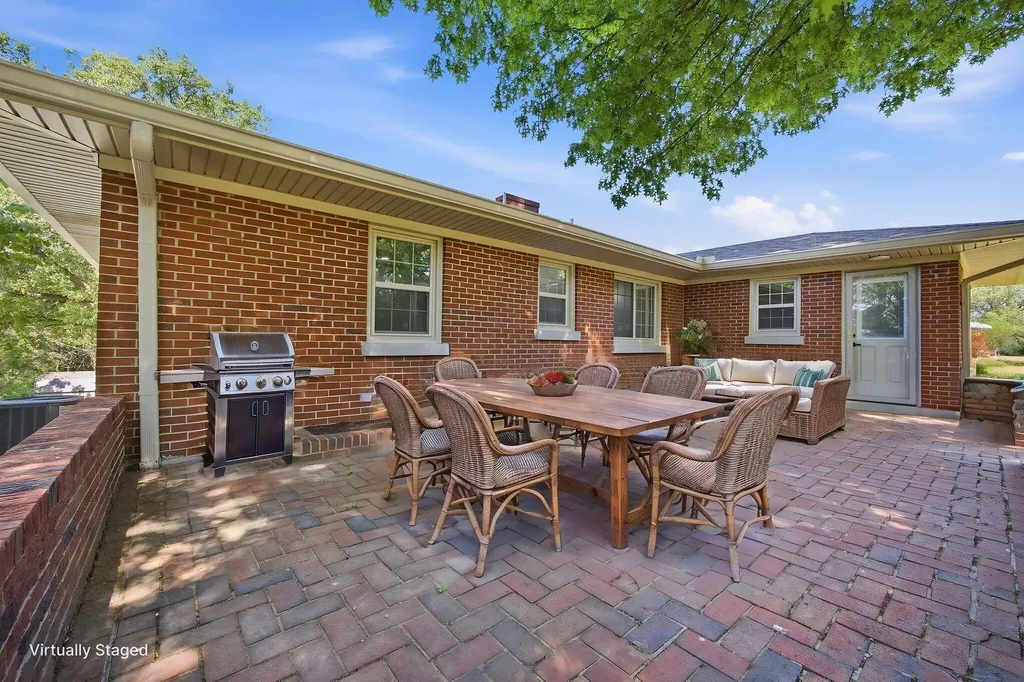 122 Meadowlark Drive Richmond KY 40475