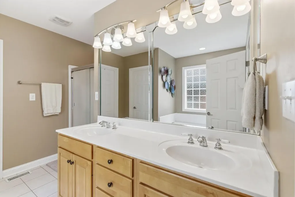 3261 Sebastian Lane Lexington KY 40513