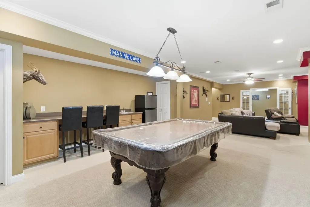 3261 Sebastian Lane Lexington KY 40513