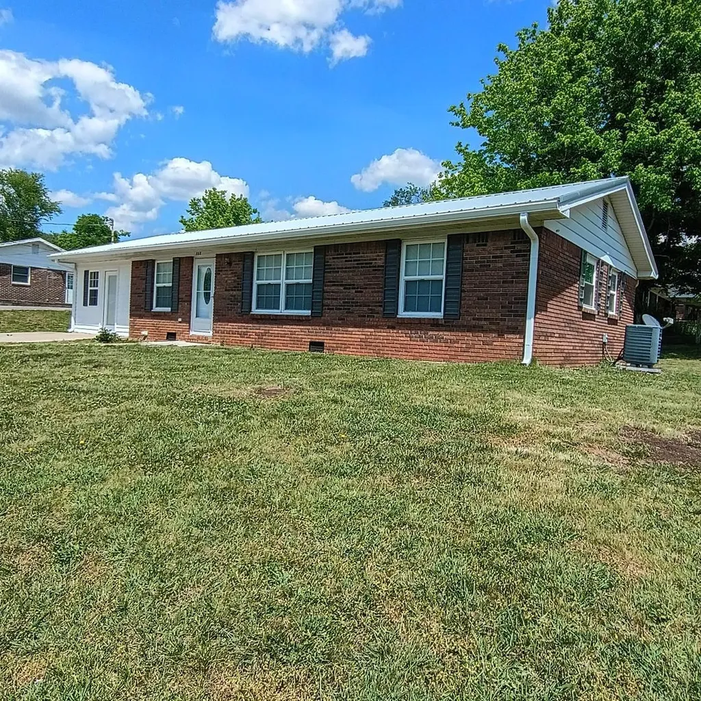 323 Tennessee Avenue Monticello KY 42633