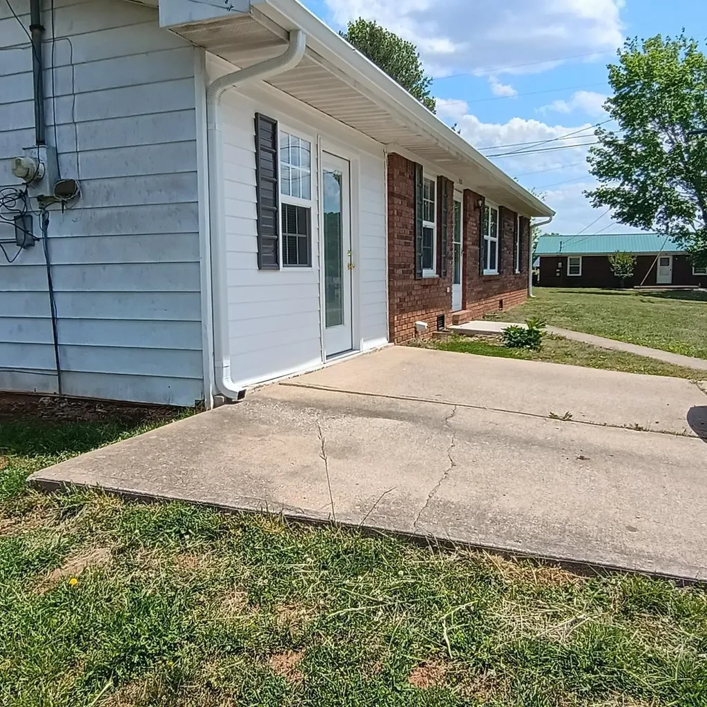 323 Tennessee Avenue Monticello KY 42633