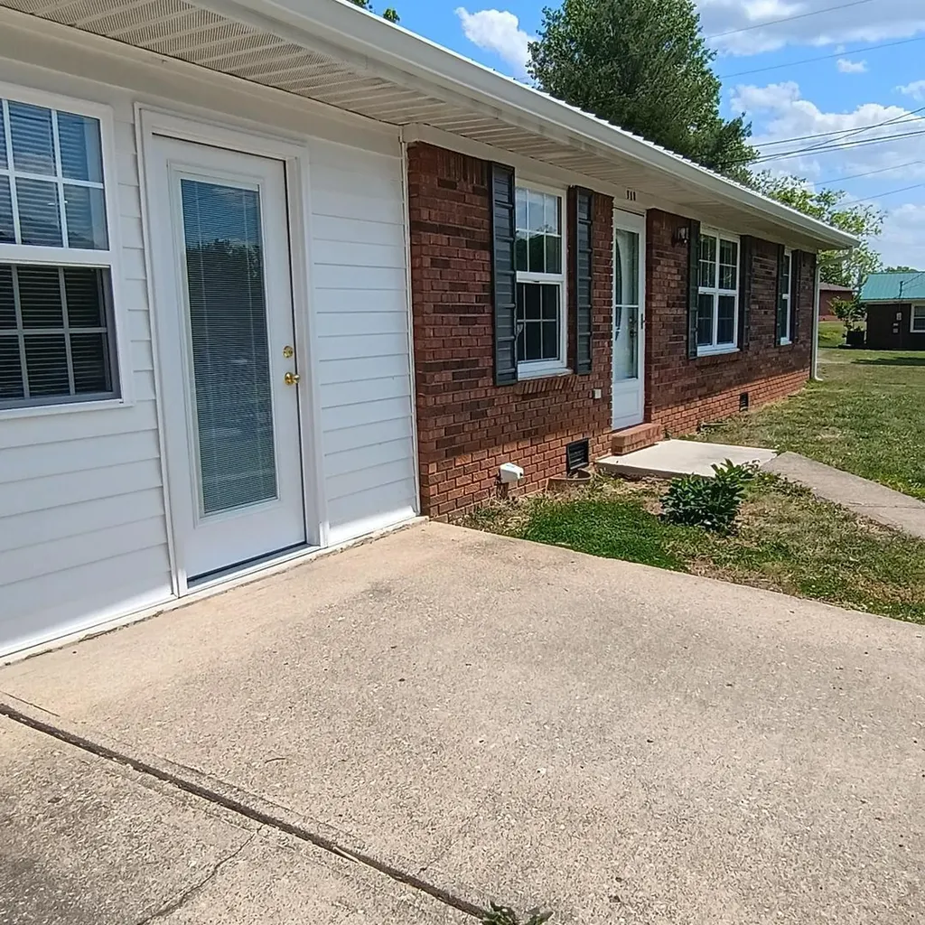 323 Tennessee Avenue Monticello KY 42633