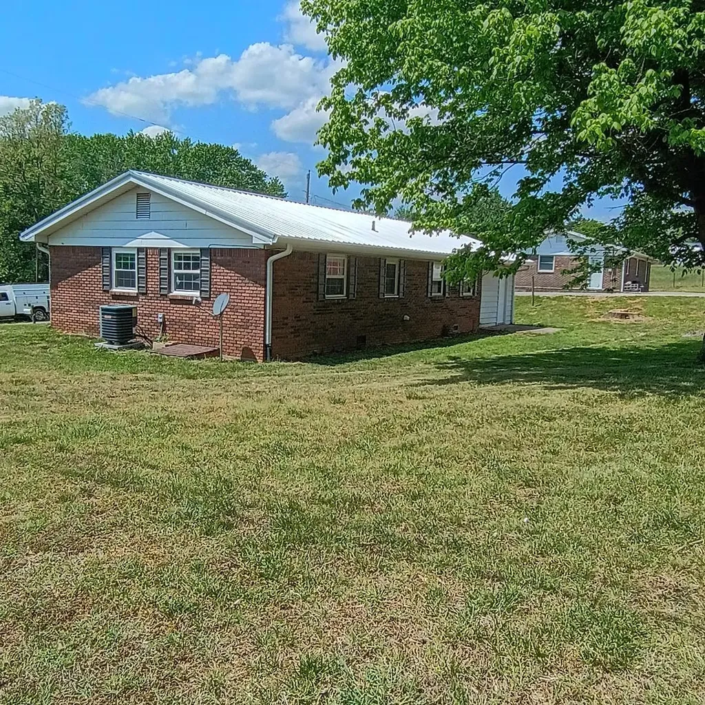 323 Tennessee Avenue Monticello KY 42633