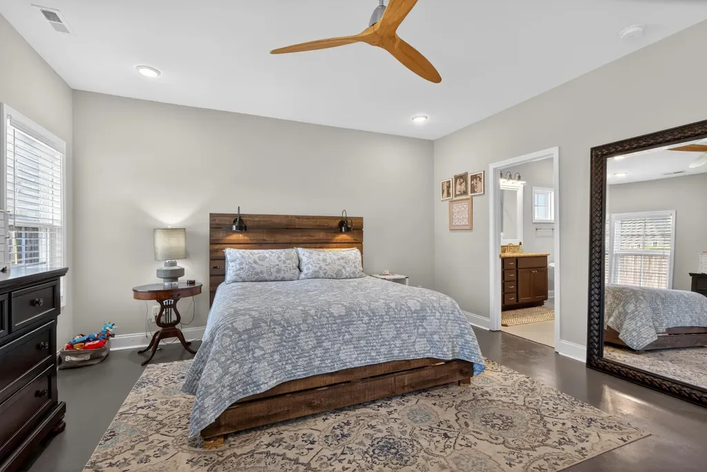 1065 Sawgrass Cove Lexington KY 40509